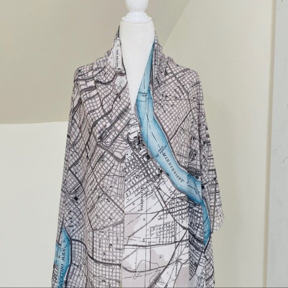NEW without TAGS Elegant Wrap with map of St. Louis, Missouri - Picture 1 of 7